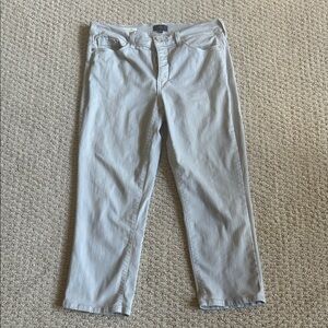 NYDJ Light Gray Capri Jeans NWOT